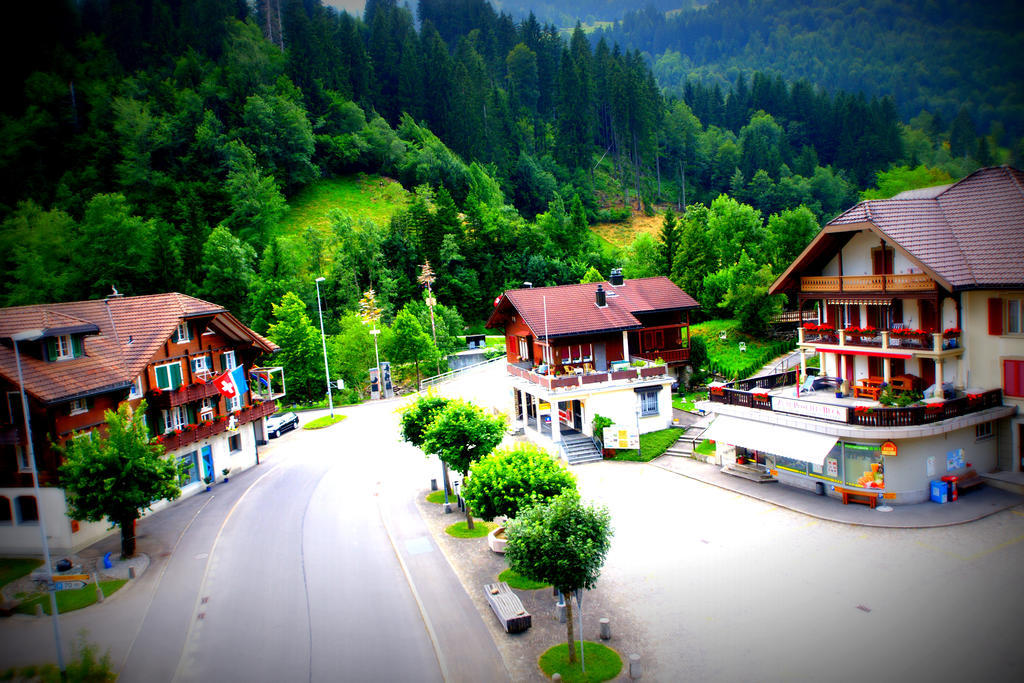 Hotel Kurhaus Fluehli Luaran gambar