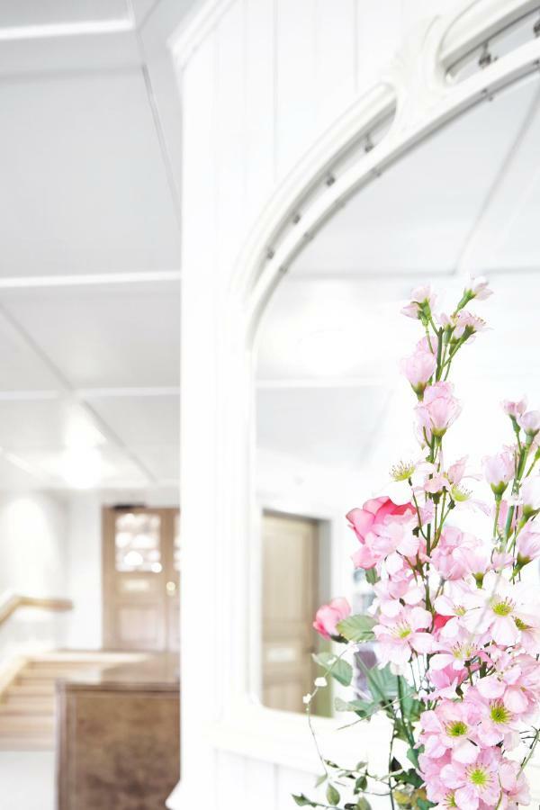 Hotel Kurhaus Fluehli Luaran gambar